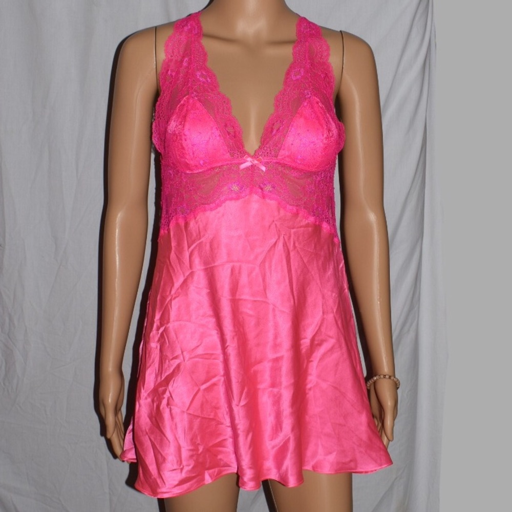 Victoria Secret Lingerie - Picture 5 of 7